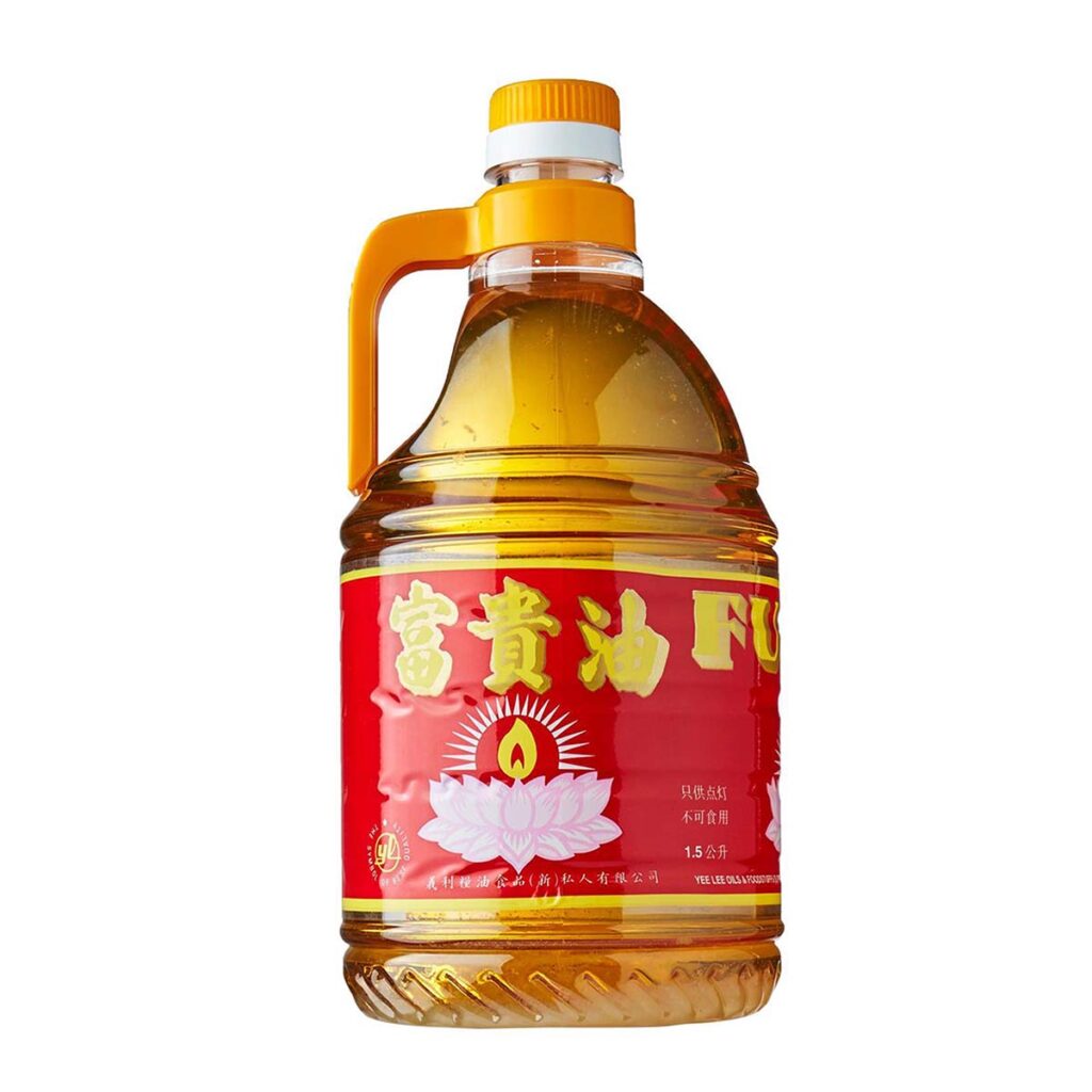 Fukui Brand Lighting Oil Yellow 1.5 Litres (NOT EDIBLE) Yee Lee